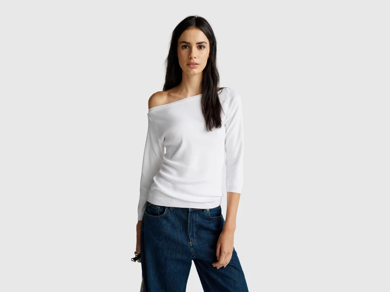 Pullover mit U-Boot-Ausschnitt