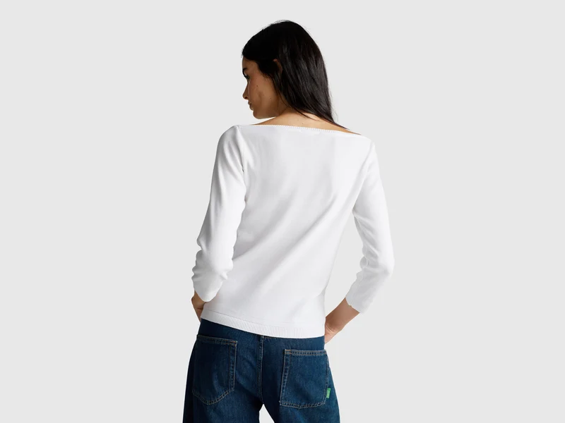 Pullover mit U-Boot-Ausschnitt