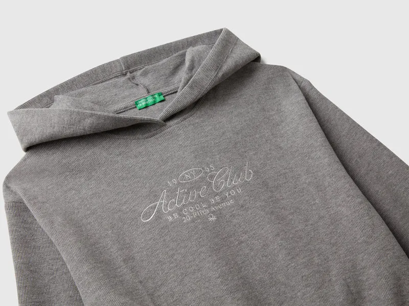 Warmes Sweatshirt mit Lurex-Stickerei