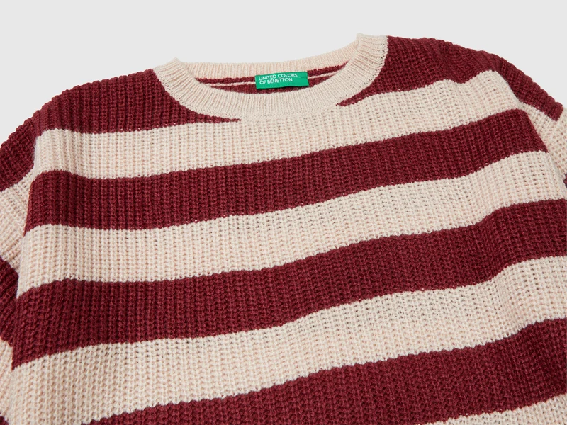 Gestreifter Pullover