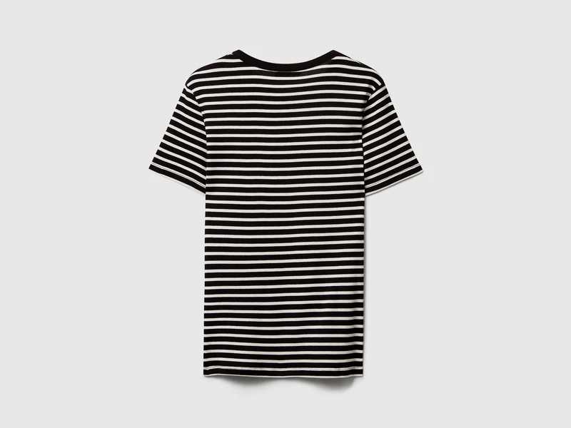 Gestreiftes T-Shirt mit Rundhalsausschnitt