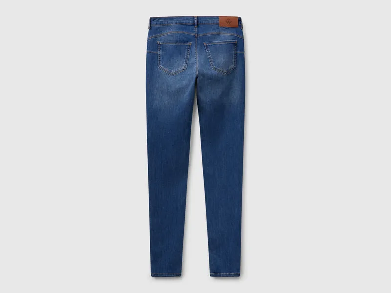 Push-Up-Jeans im Skinny Fit