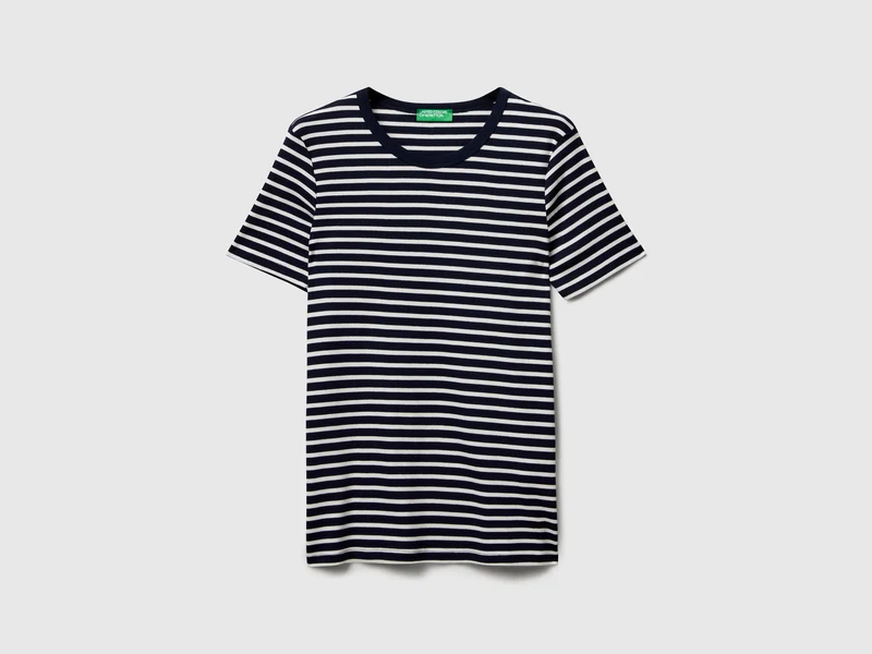 Gestreiftes T-Shirt mit Rundhalsausschnitt