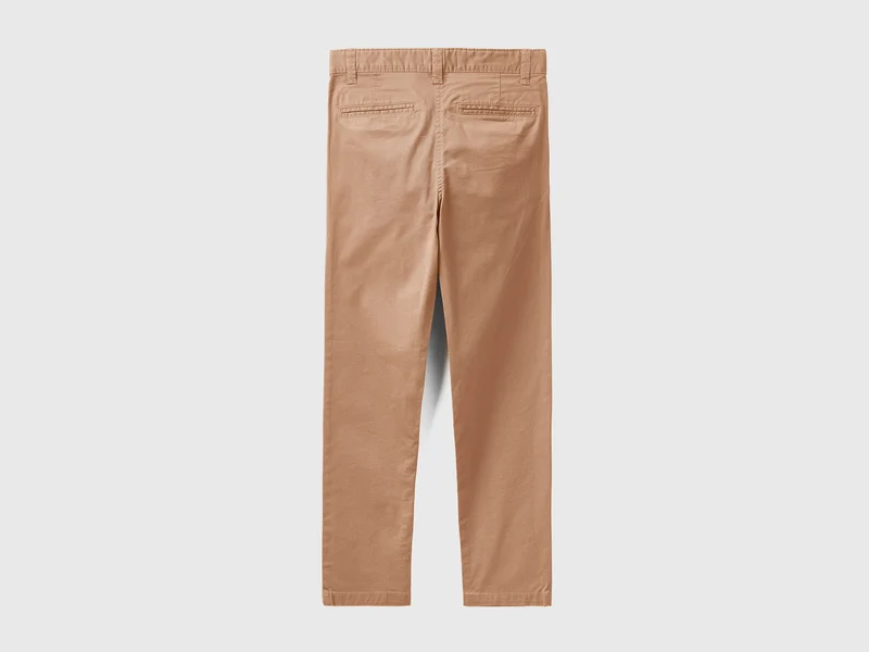 Slim-Fit-Chinos aus stretchiger Baumwolle