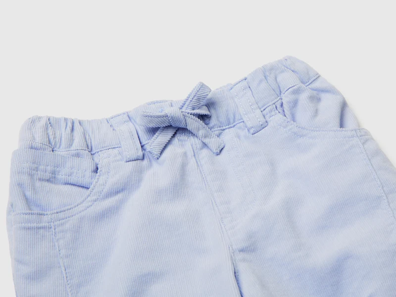Samthose mit Kordelzug