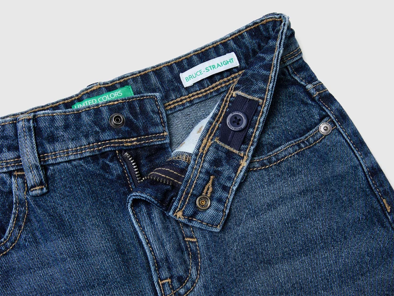 Jeans mit geradem Bein