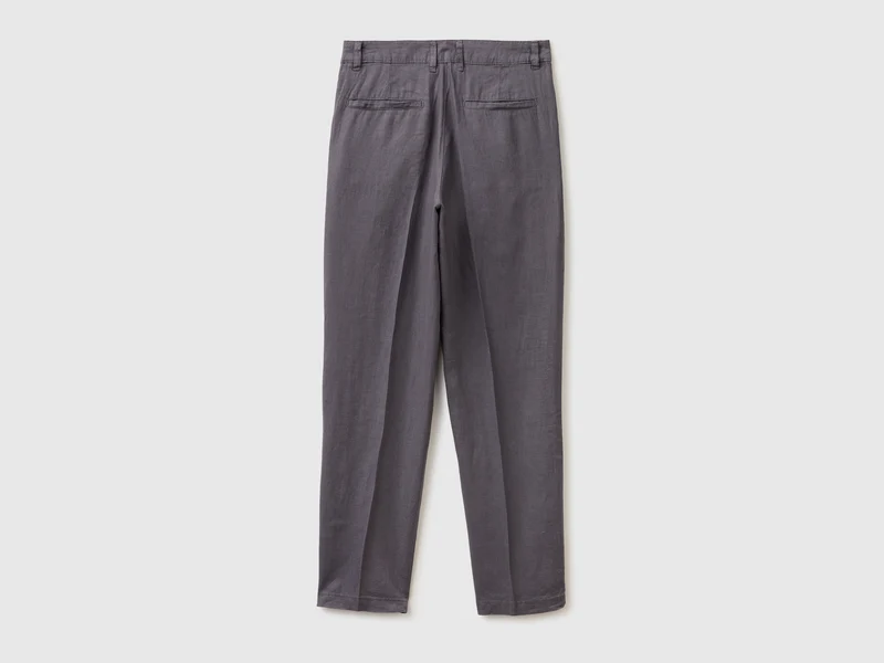 Gerade geschnittene Chinos aus reinem Leinen