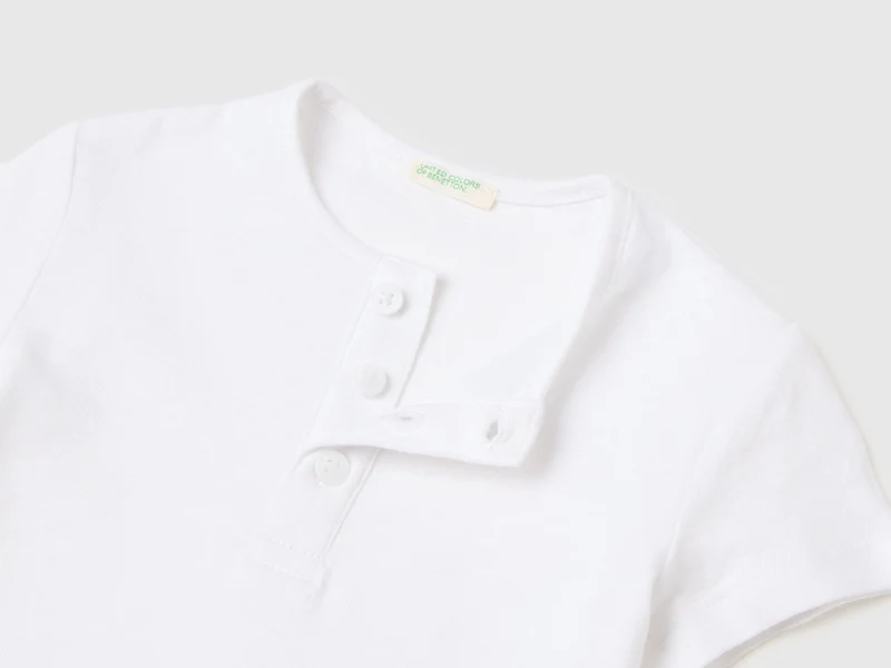 Henley-T-Shirt aus Leinenmischung