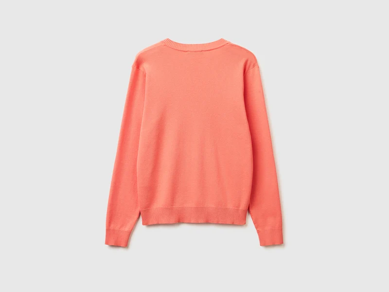 Pfirsichfarbener Trikot-Baumwollpullover mit V-Ausschnitt