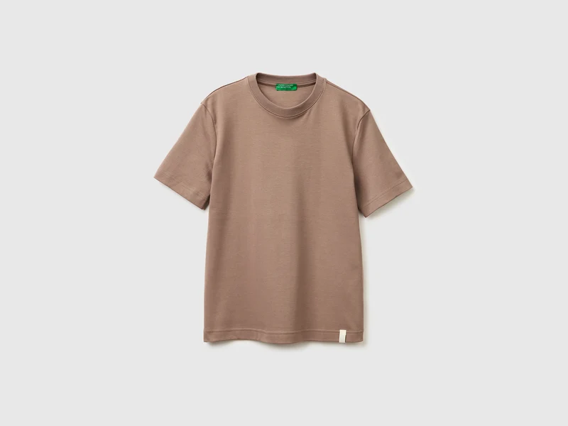 T-Shirt mit normaler Passform und Rundhalsausschnitt