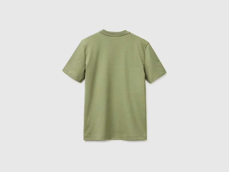T-Shirt mit normaler Passform und Rundhalsausschnitt
