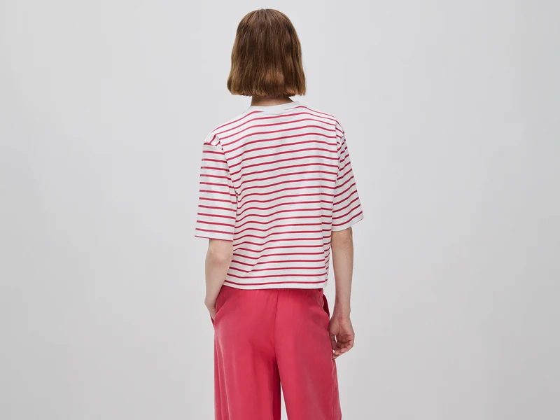 Gestreiftes Matrosen-T-Shirt mit Stickerei