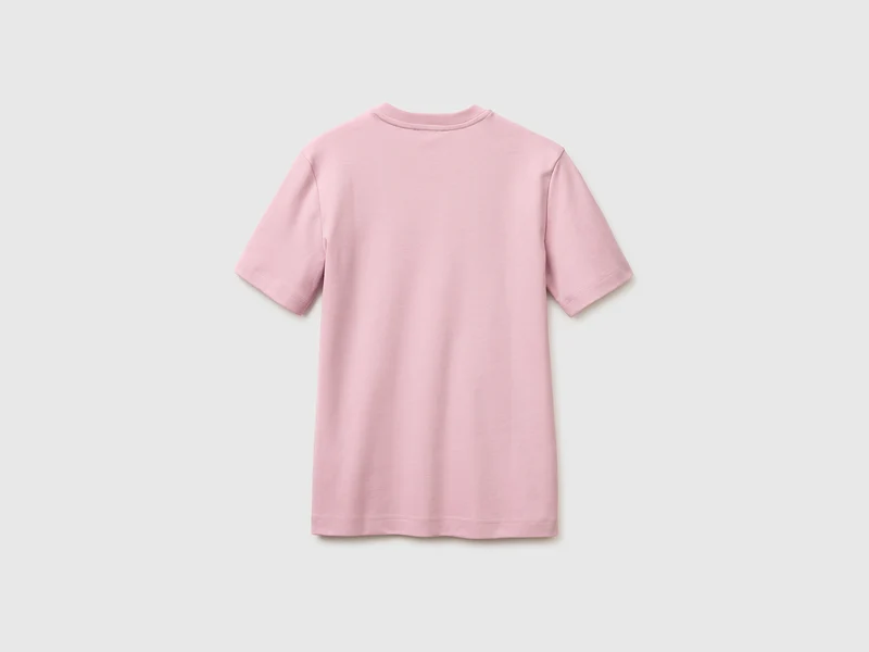 T-Shirt mit normaler Passform und Rundhalsausschnitt