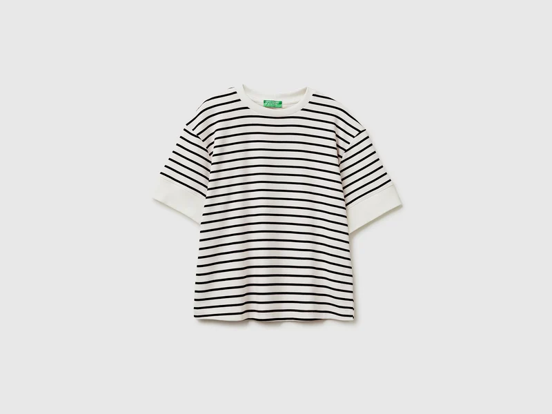 Gestreiftes Kurzarm-T-Shirt