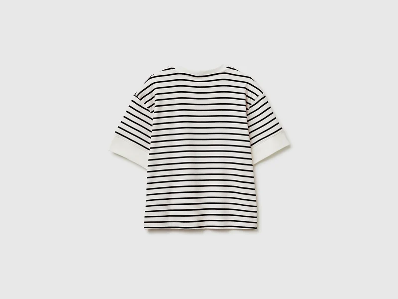 Gestreiftes Kurzarm-T-Shirt