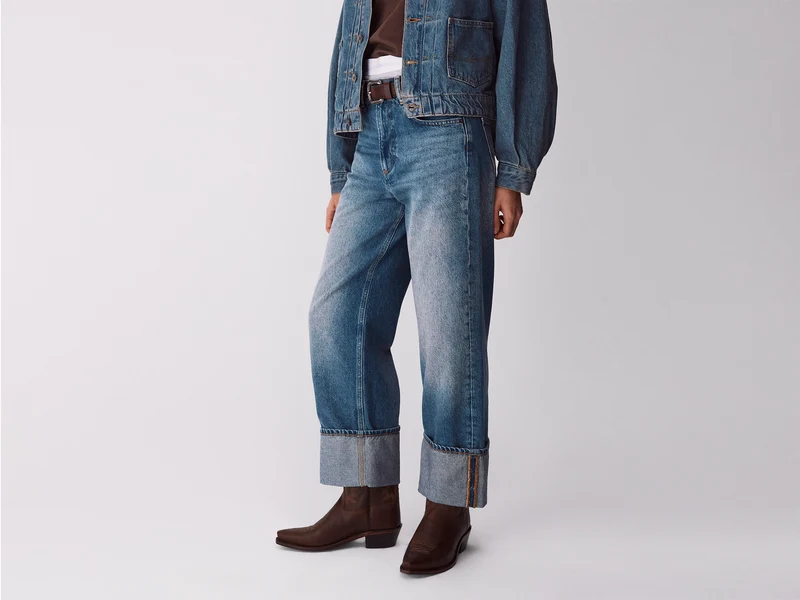 Vintage-Waschung, verkürzte Jeans mit umgeschlagenem Saum