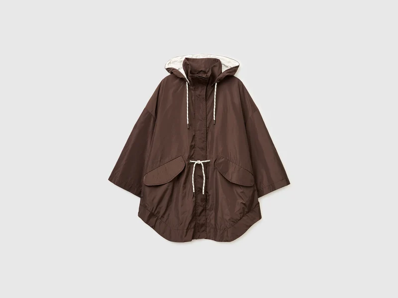 Großer Parka mit Kapuze