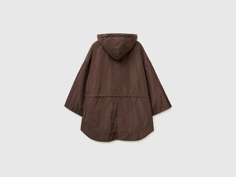 Großer Parka mit Kapuze
