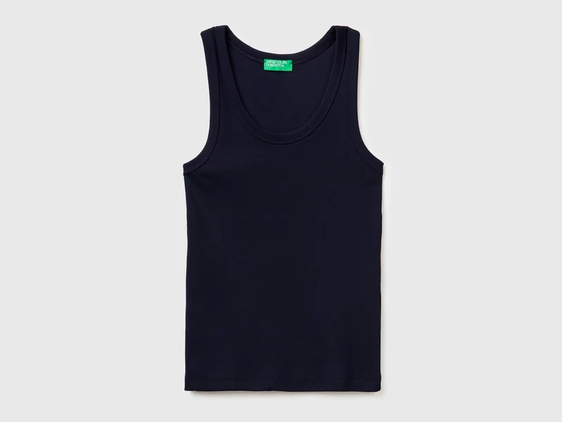 Geripptes Tanktop mit weitem Halsausschnitt
