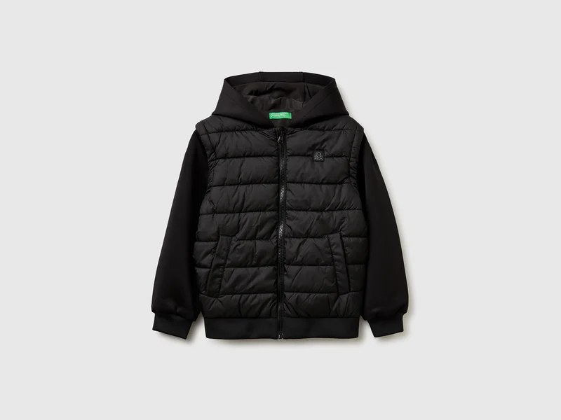 Jacke mit abnehmbaren Ärmeln