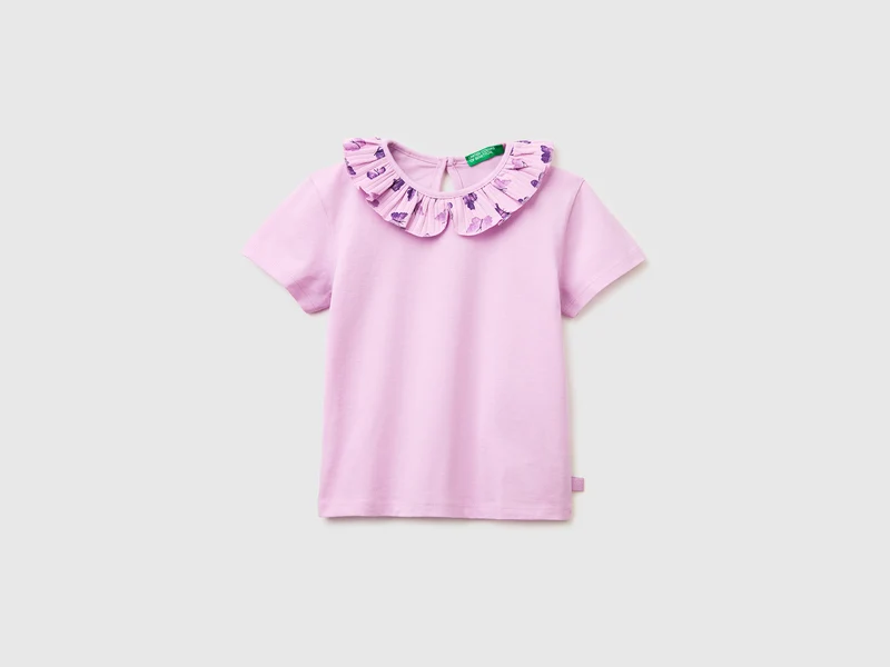 T-Shirt mit Rüschen am Kragen