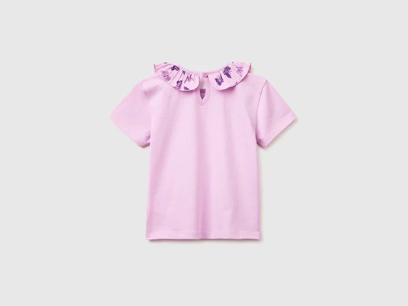 T-Shirt mit Rüschen am Kragen