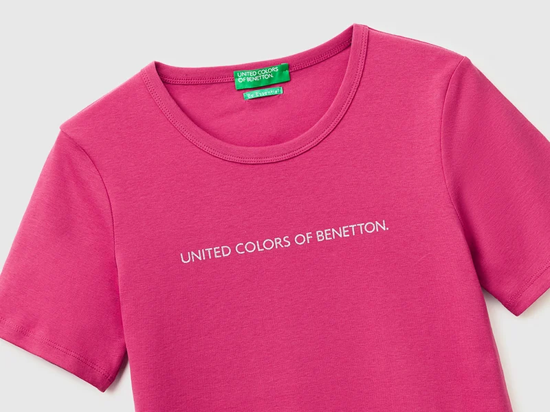 Kurzärmeliges T-Shirt mit Glitzerlogo