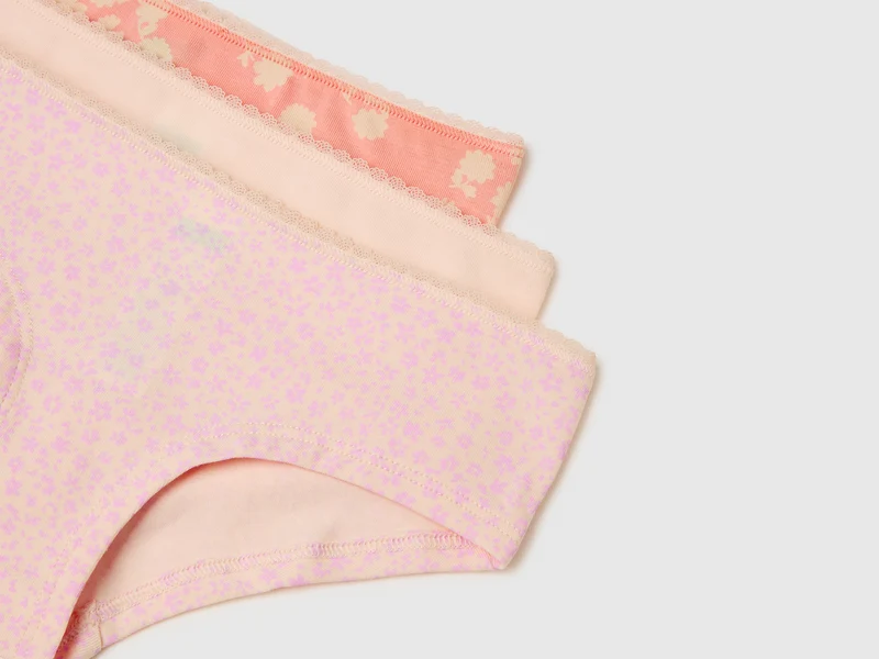 Drei Culottes aus Stretch-Baumwolle