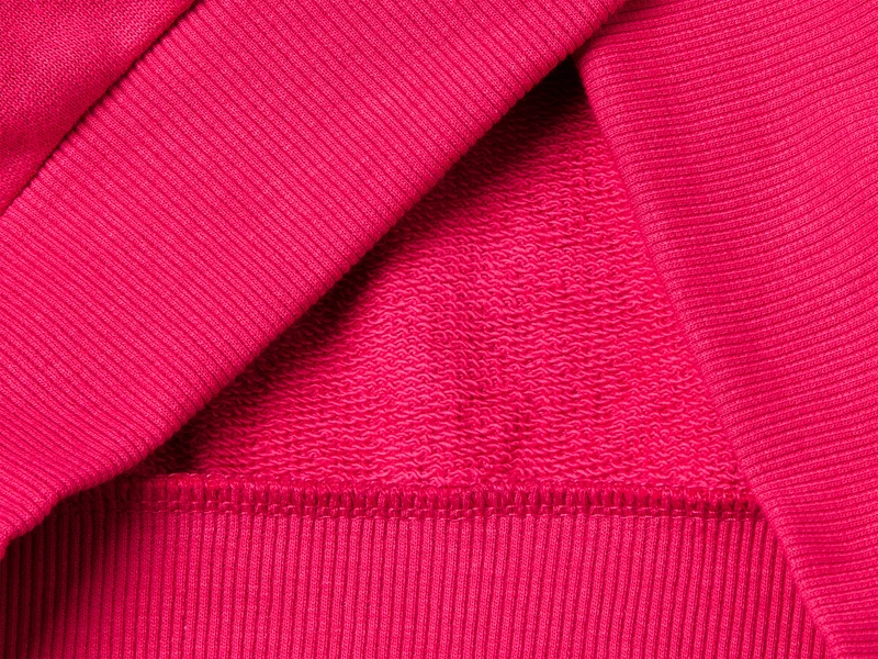 Sweatshirt mit Reißverschluss und Aufdruck